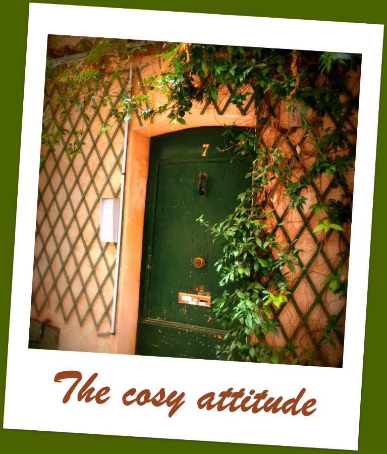 2 Bedrooms 2 Bathrooms In Old * Antibes